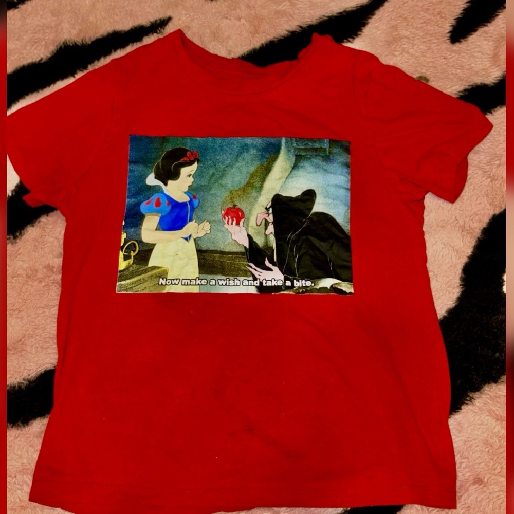 Forever 21 Red Cartoon Graphic Short Sleeve Tee